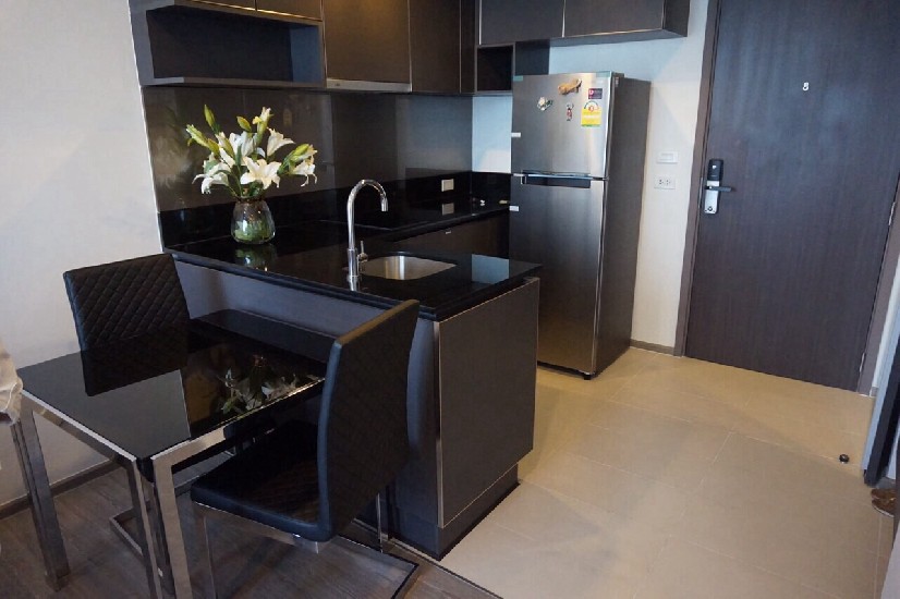 For rent The Nyle Sansiri condo walk to Wongwian Yai BTS one bedroom