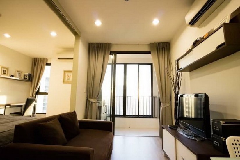 () FOR RENT IDEO Q RATCHATHEWI / 1 bed / 34 Sqm.**22,000** High Floor. Fully Furnished