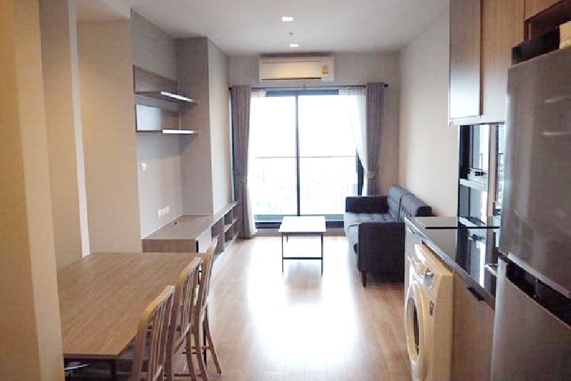 () FOR RENT CHAPTER ONE LADPRAO 24 / 2 beds 2 baths / 58 Sqm.**35,000** High Floor. Br