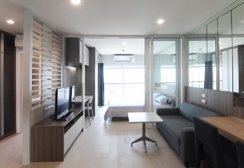 () FOR RENT SYM VIBHA-LADPRAO / 1 bed / 35 Sqm.**15,000** Fully Furnished. High Floor.
