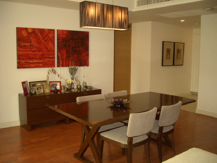 119 Sqm Unit for rent four minute walk to BTS and MRT Asoke  Conveniently located on Sukhu