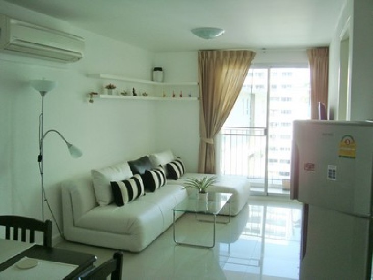 The clover Nice room, 1Bed, 46 sqm., fl.9, Swimming pool view 