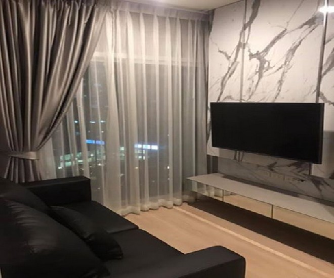 () FOR RENT NOBLE REVOLVE RATCHADA 2 / 1 bed / 26 Sqm.**17,000** NEW ROOM. 