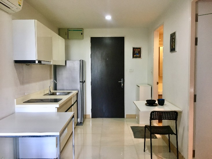 For rent The President Condo Sukhumvit 81 at BTS On-nut   (Opposite the Tesco Lotus On-nut