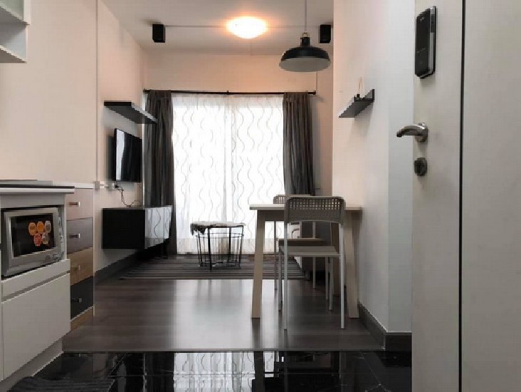 () FOR RENT A SPACE ASOKE RATCHADA / 1 bedroom / 35 Sqm.**12,000** Fully Furnished. 