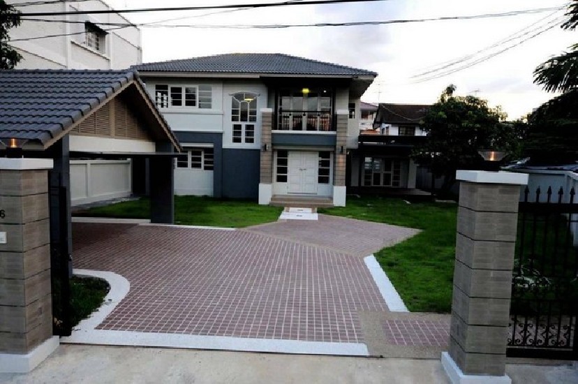 ºҹ 2  ⪤ Sell a detached house in Chokchai 4 Ҵ 122 . ҡȴ 