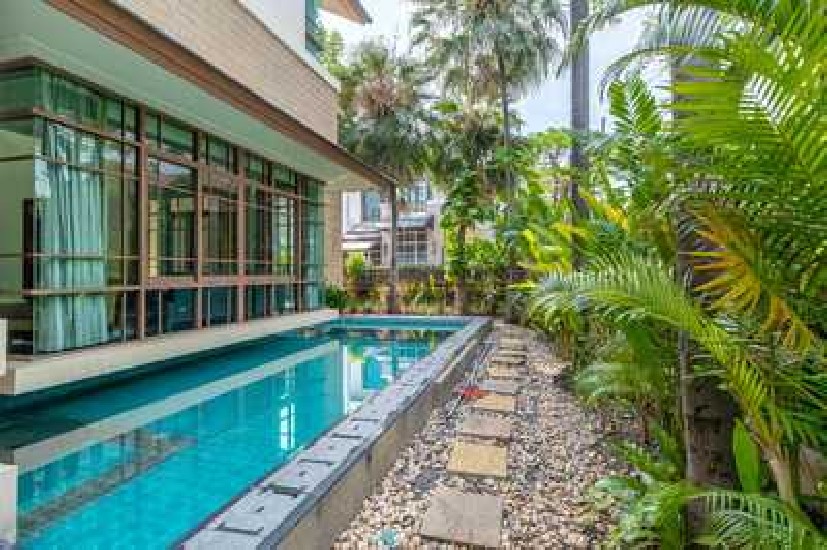 Super Luxury house+pool villa 4 Bedrooms Sukhumvit Sansiri Sukumvit 67 