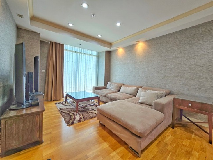 ͹ Urbana Sathorn ҹ ҷ 64ҧ 9500000 THAI BAHT    ͧҾ 觤